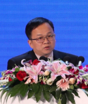 劉品新 博士