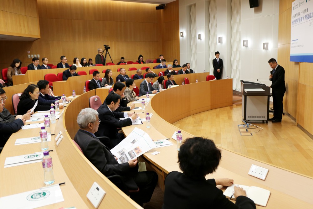 葉桂平助理校長致詞